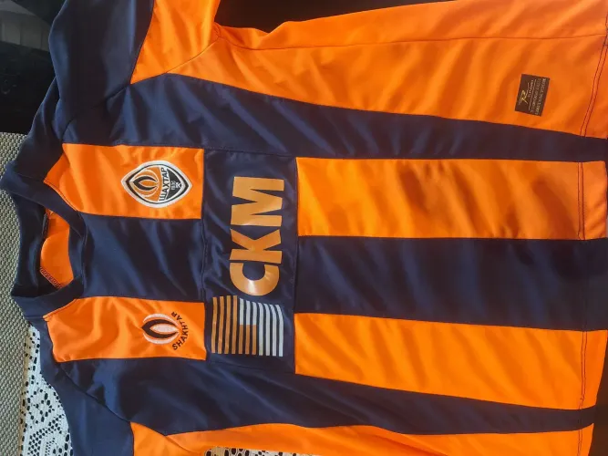Vendo camisa do FC Shakhtar Donetsk da temporada 2016/17 