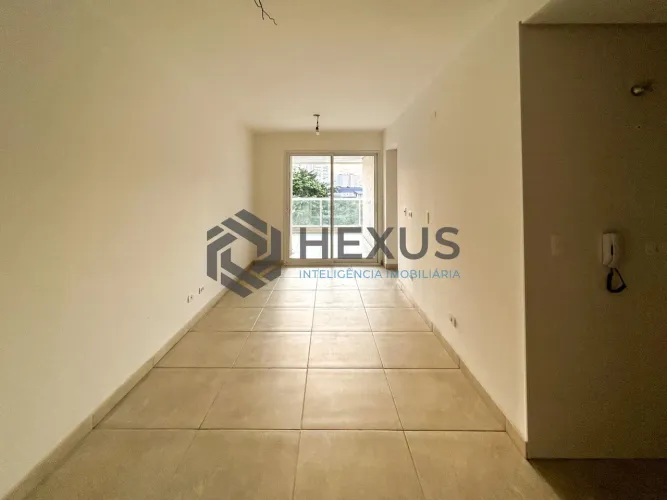 Apartamento com varanda e lazer a 500m da praia na região da Jardim Virgínia na Enseada, G