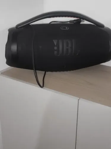 JBL boombox 3
