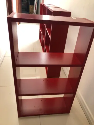 4 Prateleiras/módulos do IKEA (vermelho) 