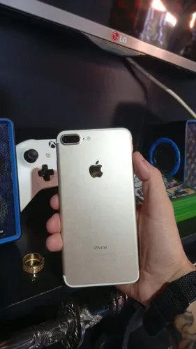 iPhone 7 plus 128 GB na cor dourada
