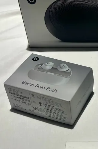 Fone de ouvido Bluetooth - Beats Solo Buds (Premium)