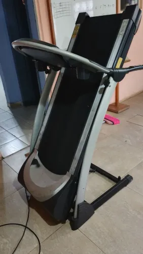 Esteira Athletic Usada