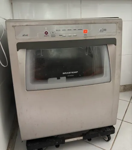 Lava louças BRASTEMP ATIVE 8 serviços