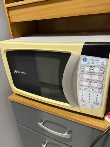 Vende-se microondas Electrolux 