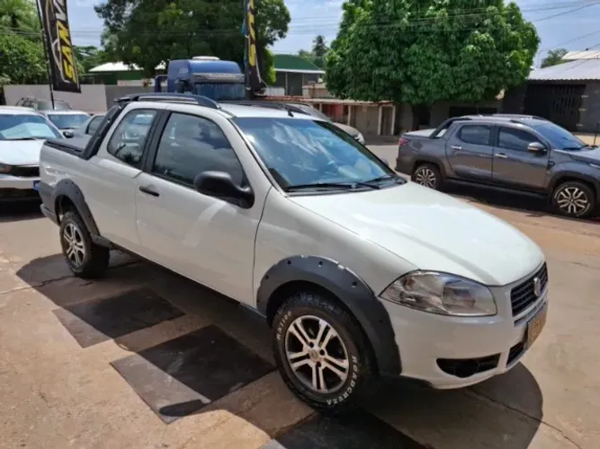 Fiat Strada Working Celeb.1.4 Fire Flex 8V CD 2013
