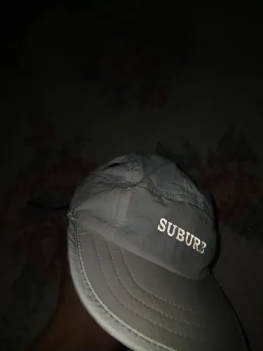 Boné Suburb