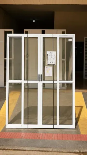 PORTAS DE VIDRO DE CORRER SACADA APARTIR DE R$1049,00 - DIRETO DA FÁBRICA 