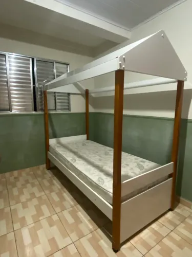 Cama Infantil Casinha Solteiro + Colchão - Perfeito Estado