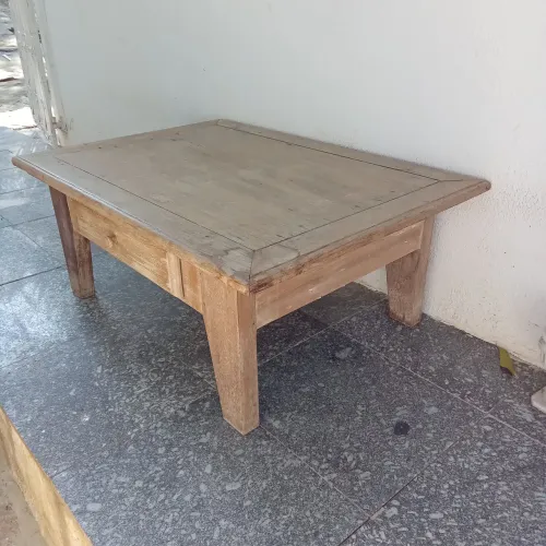 Mesa de centro madeira com 2 gavetas