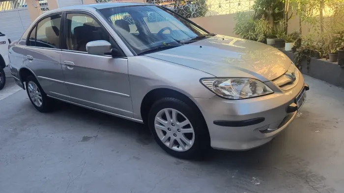 Honda Civic Sedan Lx/lxl 1.7 16V 115cv Aut. 4P 2005