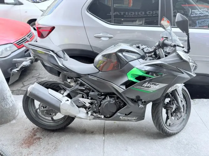Kawasaki Ninja 400