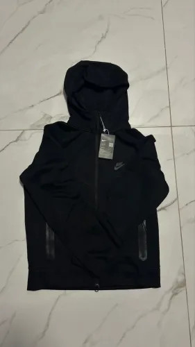 Casaco Nike Tech