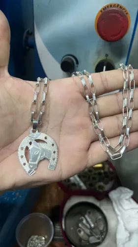 Cordão em prata