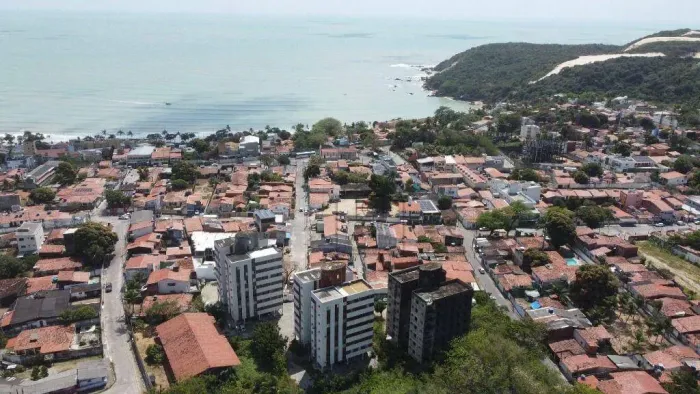 Apartamento à venda e para alugar em Ponta Negra com 2 quartos, cozinha mobiliada e 1 vaga