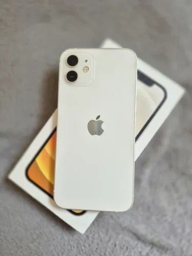 IPHONE 12