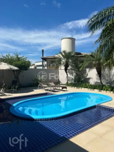 Casa à venda Rua Maurílio Lopes da Silva, Praia Brava - Florianópolis
