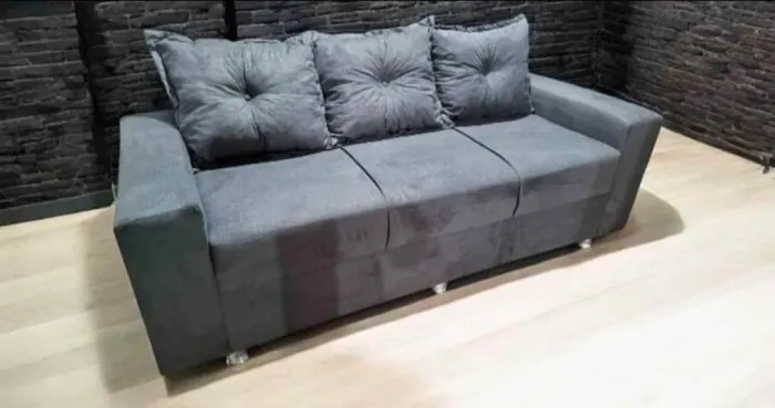Sofá 3 lugares 
