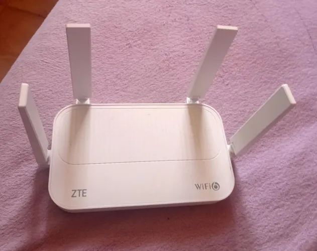 Roteador 4 antenas