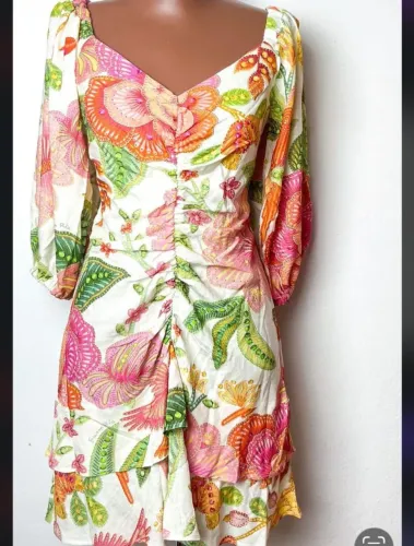 Vestido Farm Rio - P<br><br>R$ 120,00