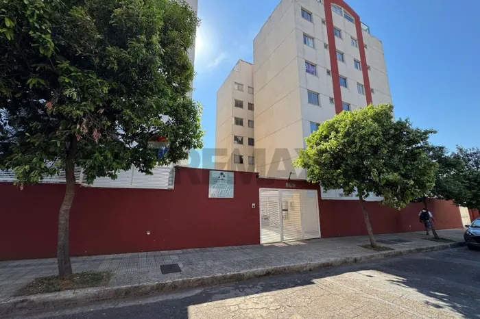 Apartamento para alugar em BH, 2 quartos, prédio novo, Primeiro andar área privativa, com
