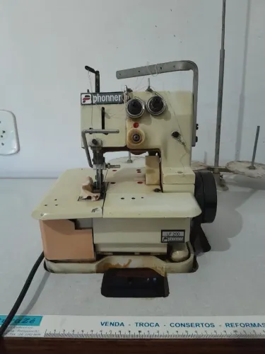 Máquina de costurar
