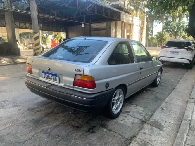 Ford Escort L 1.8i / 1.8 1994