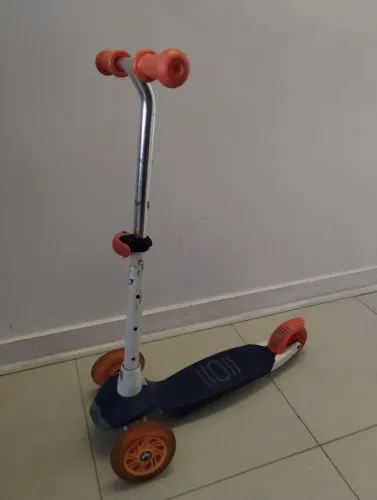 Patinete Infantil 3 rodas - Suporta Até 50kg - Oxelo B1 500