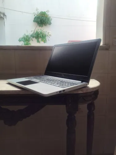 Notebook Dell branco super conservado bateria boa