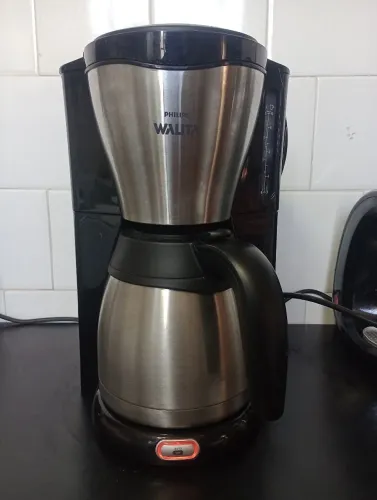 Cafeteira Philips Walita com jarra inox