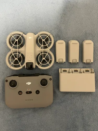 DJI Neo combo Fly More - pouco usado