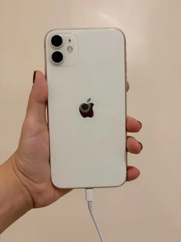 iPhone 11 64gb com caixa e cabo