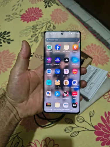 Motorola Moto Edge 50 256gb 12gb RAM