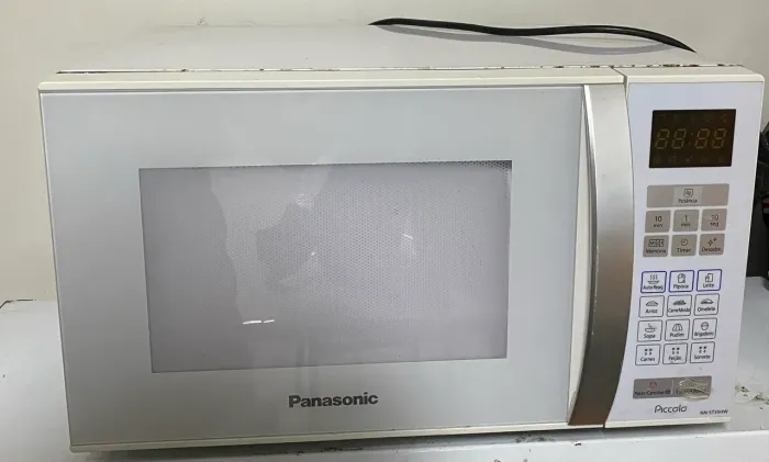 Vendo micro-ondas Panasonic 25L