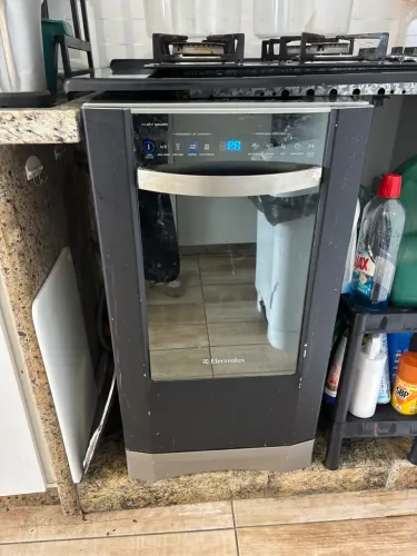 Lava-Louças Electrolux Blue Touch - Usada