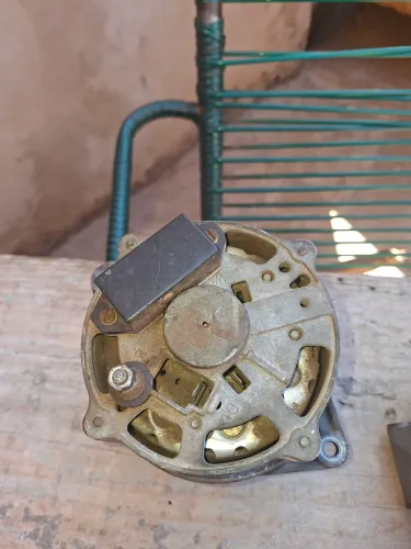 Vendo alternador fiat uno elba 1.0 SEM AR CONDICIONADO 