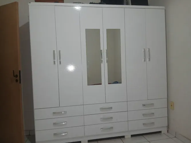 Guarda roupas de casal