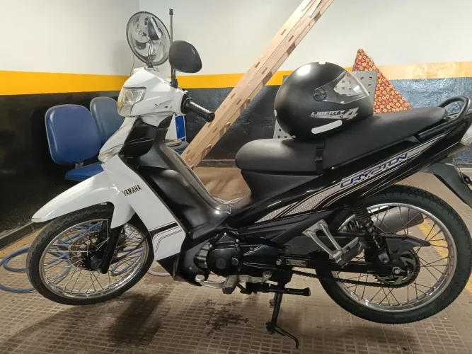 MOTO CRIPTON EXCELENTE ESTADO