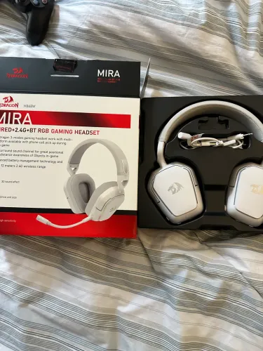 HEADSET REDRAGON MIRA SEM FIO 3 MESES DE USO HEADSET BRANCO