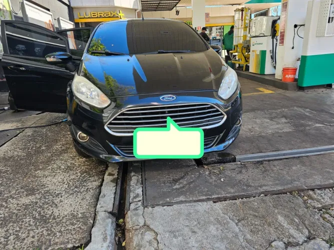 Ford Fiesta 1.5 16V Flex Mec. 5P 2014