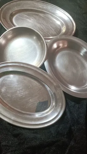 Bandejas em inox reforçado