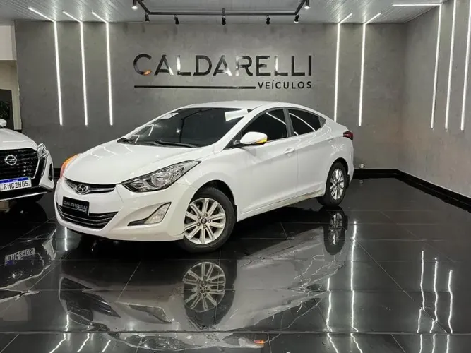 Hyundai Elantra 2.0 16V Flex Aut. 2015