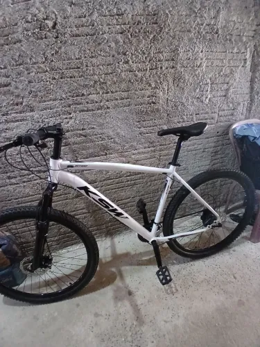 Bicicleta KSW ARO 29, 24 MARCHAS, TAMANHO 21.