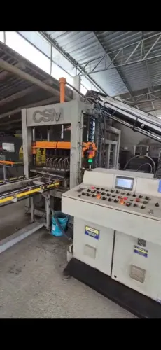 Vibroprensa para Paver e bloco de concreto 