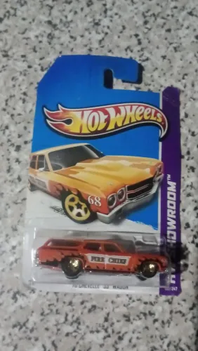 (LACRADO) Carrinho Hot Wheels HW Showroom 70 Chevelle SS Wagon 132/247