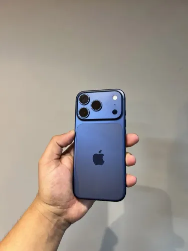 Vendo ou troco iPhone 17 Pro 512GB