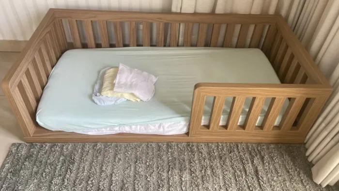 Mini cama Júnior incrível e linda com colchão !