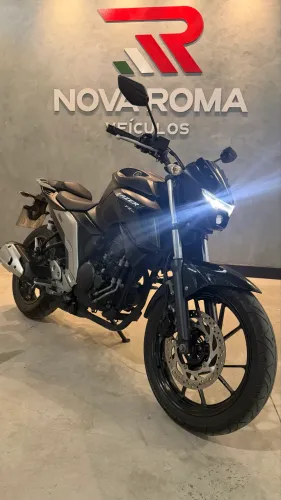FZ25 250cc (Fazer) 2023 Impecável 