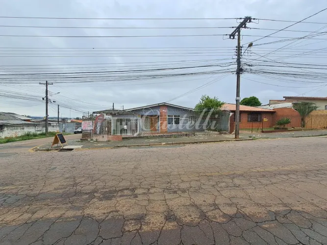 Casa para locação, no Bairro Neves, em PONTA GROSSA - PR