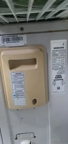 Ar condicionado sansung 18.000 BTUS ( necessário reparo)